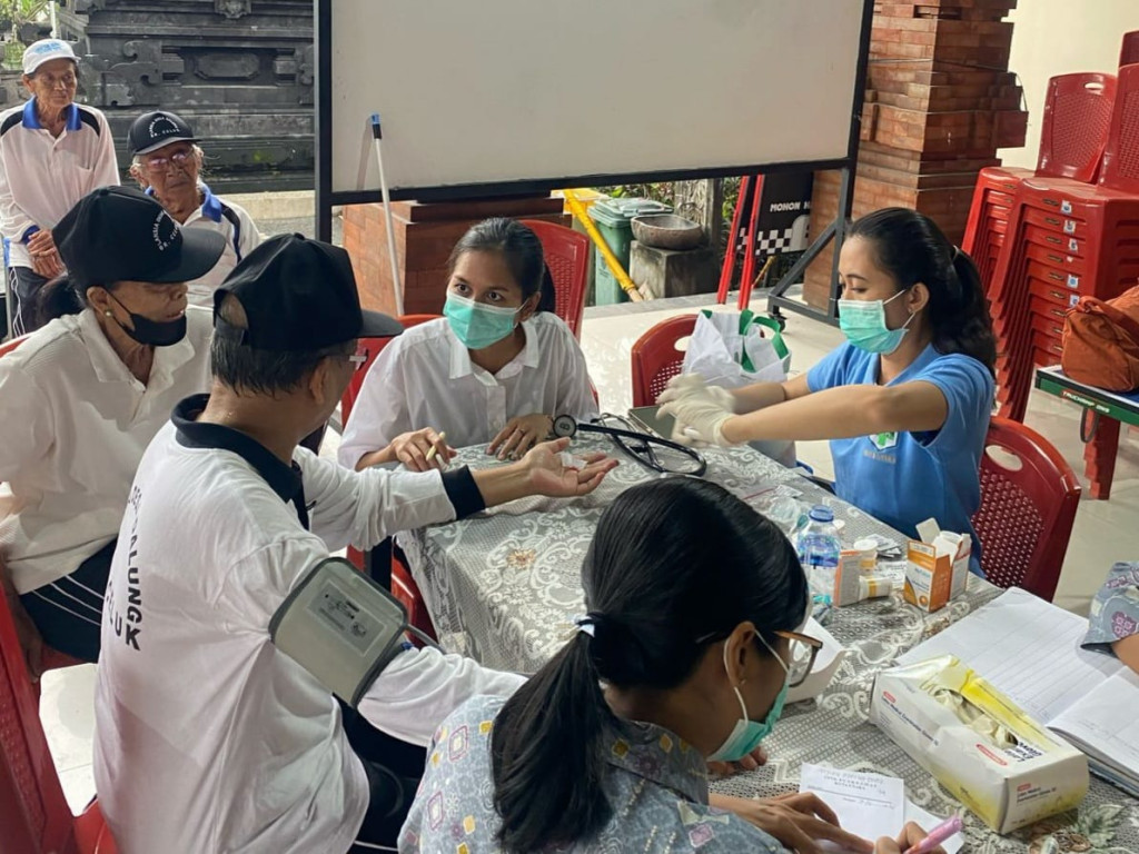 Kegiatan Rutin Posyandu Lansia di Banjar Celuk Dalung